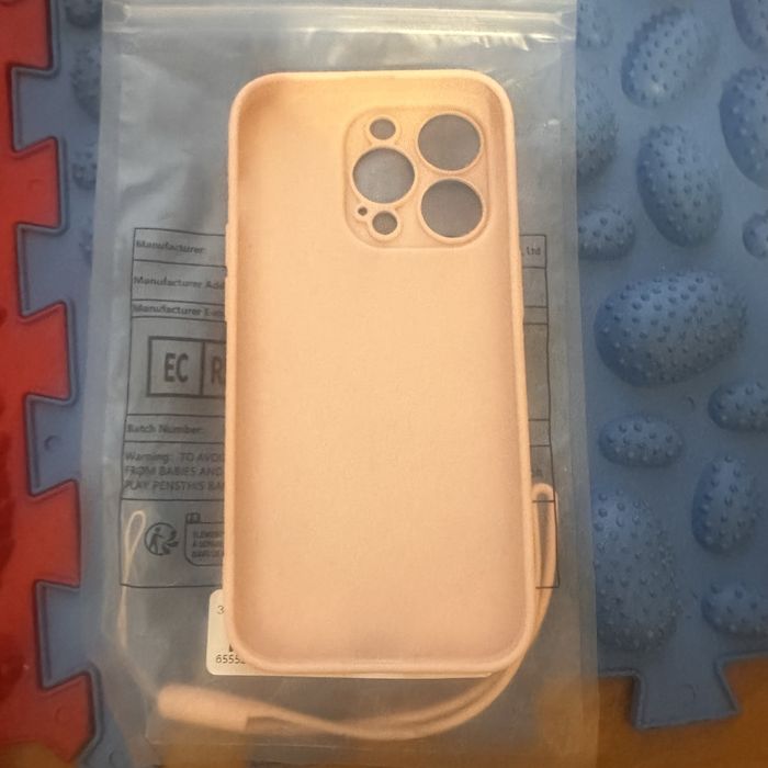 Продам чехол iPhone  14 про