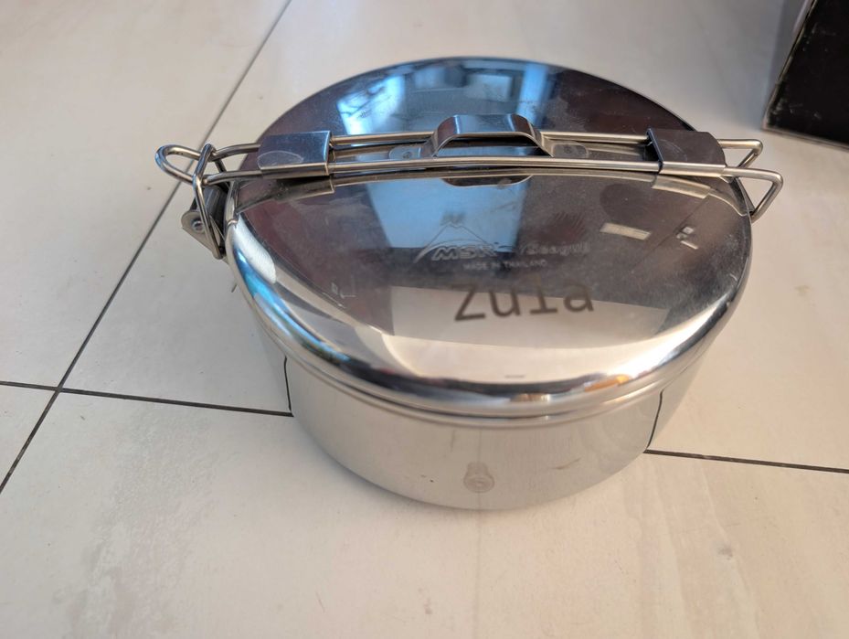 Menażka ze stali nierdzewnej