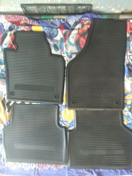 Килимки в салон Volkswagen Tiguan