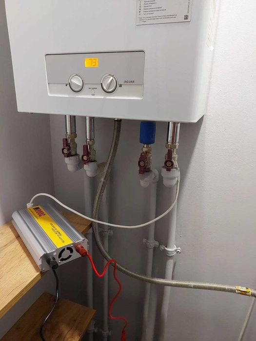 Преобразователь 12 220 3000W (рабочая  2400w, пиковая 3000w). Инвертор