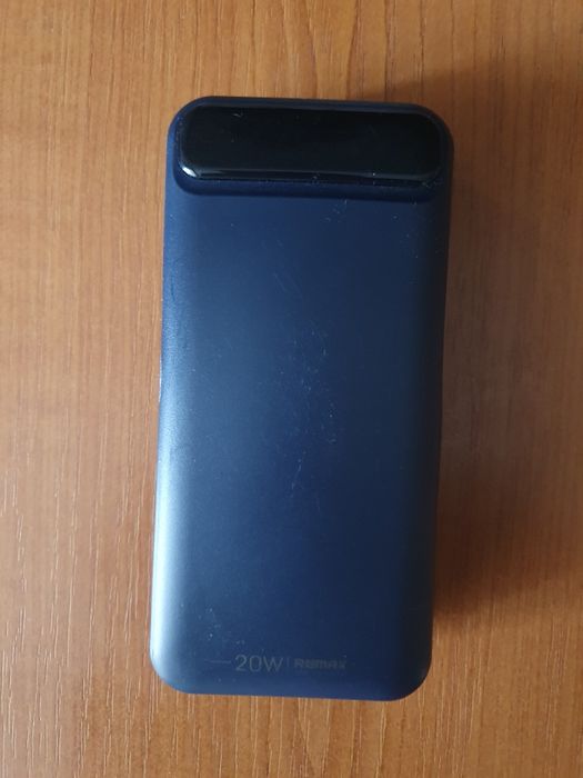 Павербанк Remax 20w 20000mAh не працює