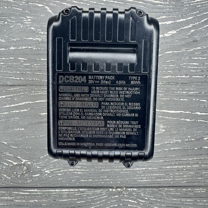 Акумуляторна батарея Dewalt DCB204 20V 4 AH 2022