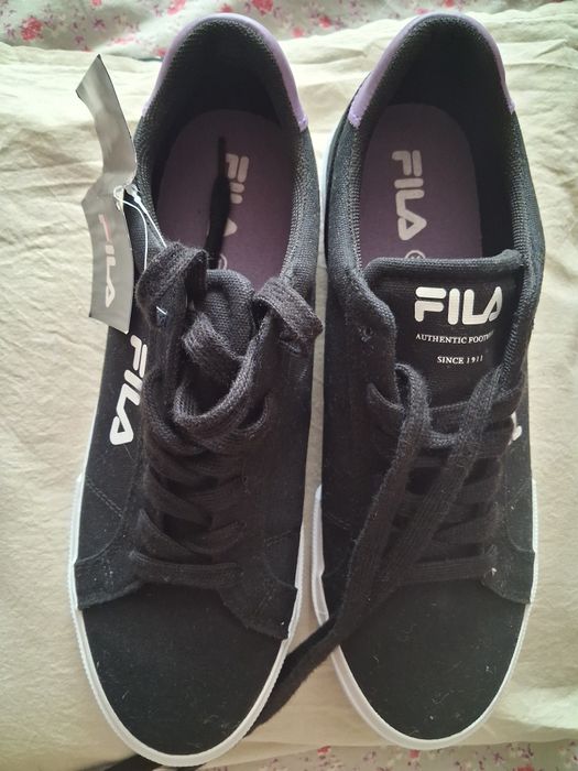 Продам жіночі кеди  FILA (нові) 41 розмір) довжина устілки 26 см