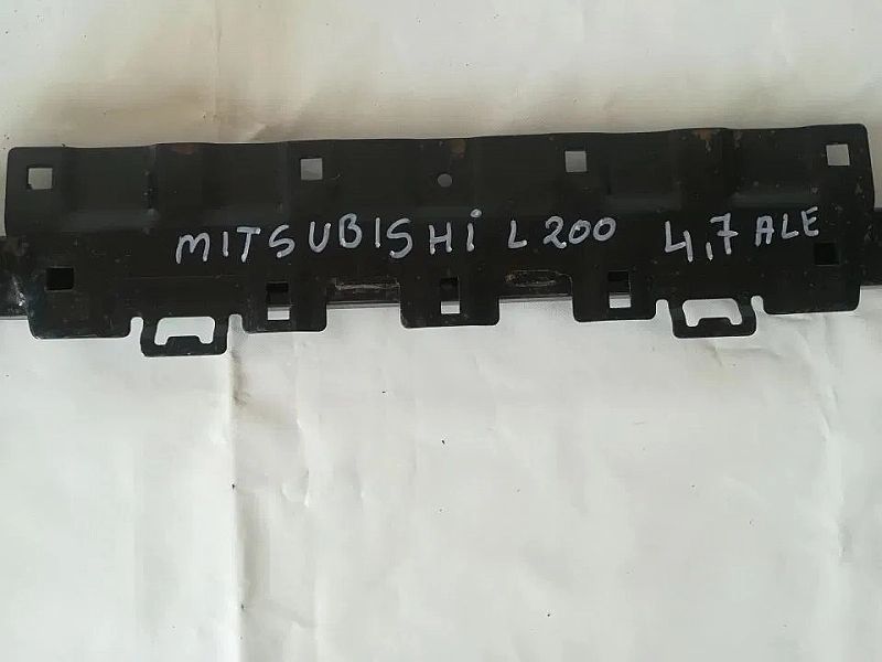 pas przedni wzmocnienie Mitsubishi L200