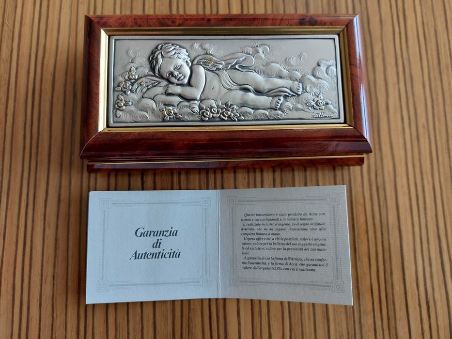 Caixa Acca com placa em Prata - Nova