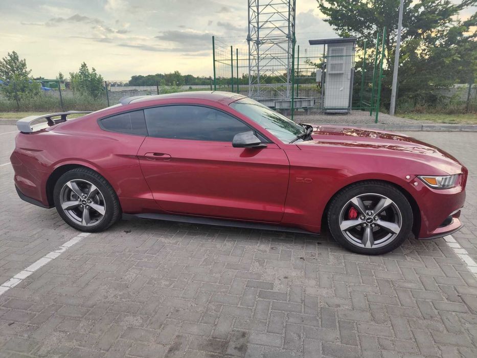 Ford Mustang 2017 VIN 1FA6P8CF0H5330830 фото оголошення 10 з 24