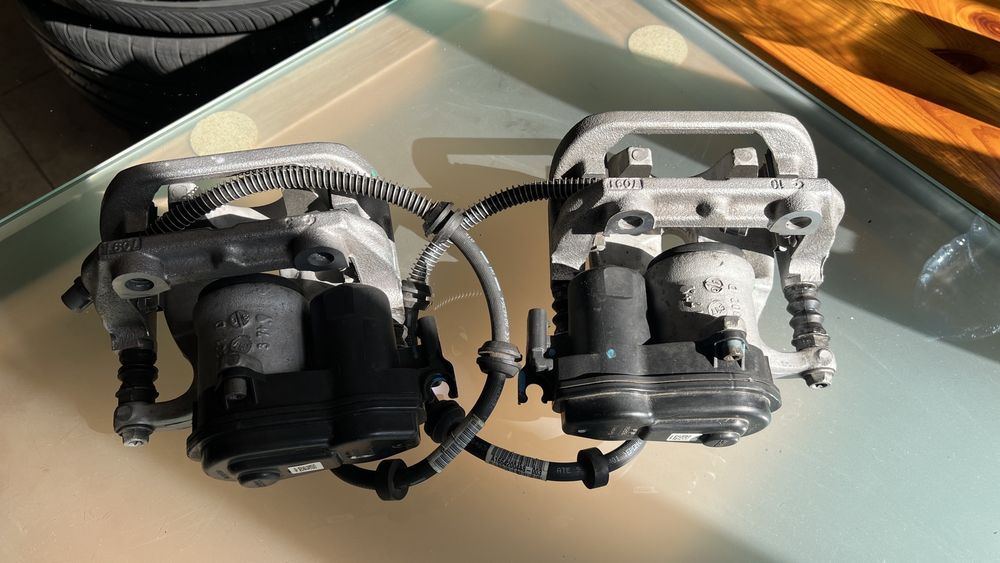 Суппорт Mercedes GLE ML суппорты тормоза супорт