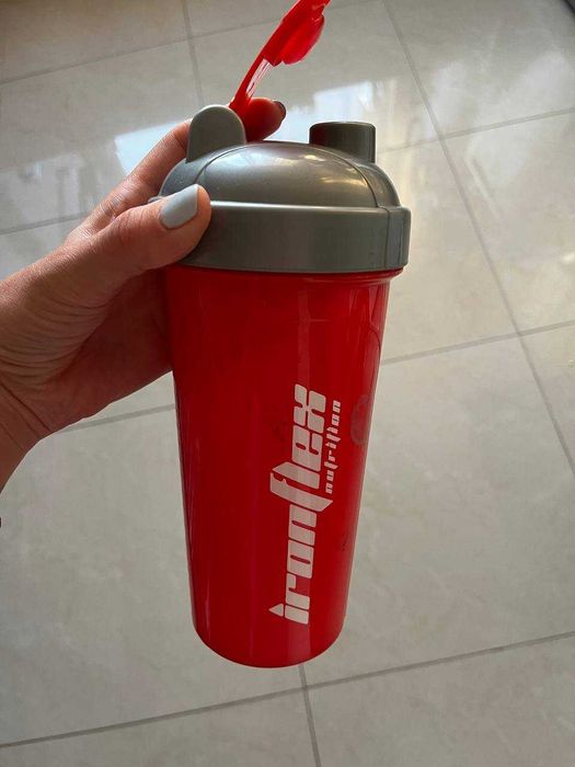 shaker sportowy firmy Ironflex