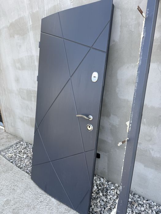 Двері вхідні 90 см