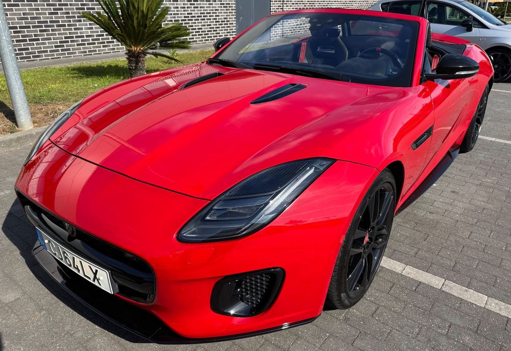 Jaguar F-Type 2.0 i4 R-Dynamic Black