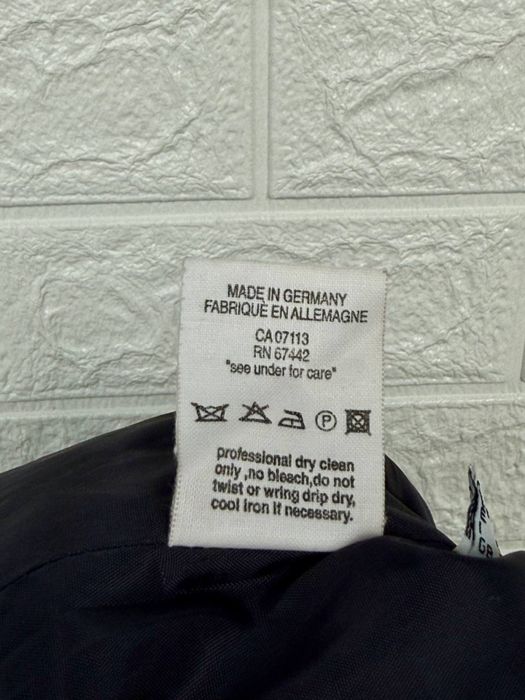 Піджак Karl Lagerfeld оригінал чорний натуральна вовна L-XL 10/10