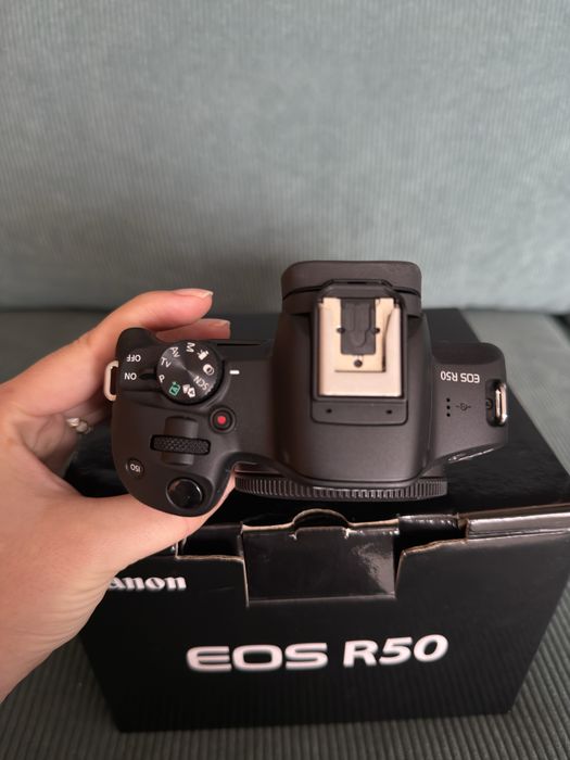 Canon eos r50  nova !!