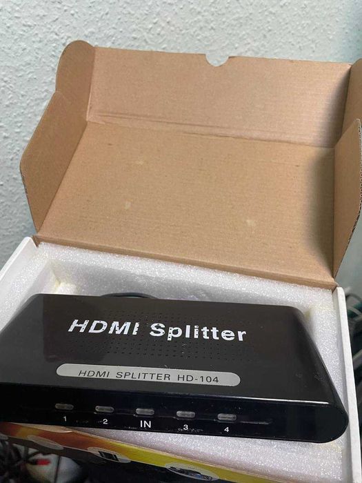 Продаю HDMI Splitter HD-104 в коробці
