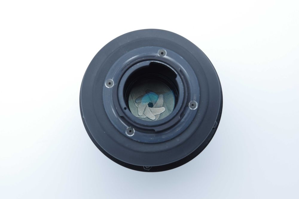 MC Volna-3 80mm f/2.8 Palec w nosie / The Bokeh Factory