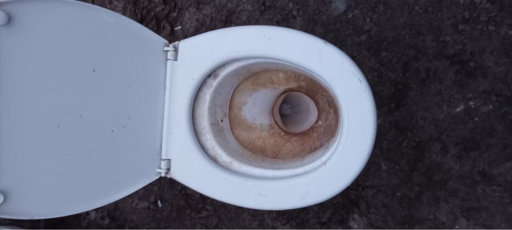 Унитаз будівельний.