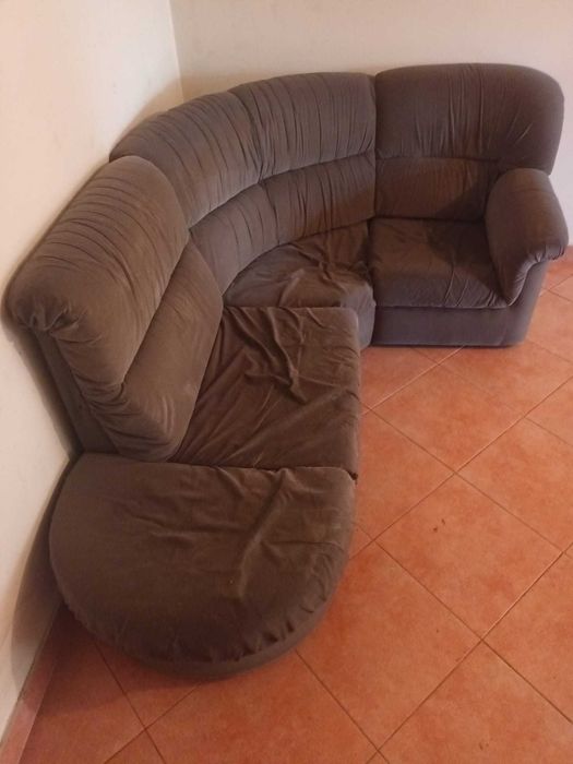 sofás individuais e um de canto