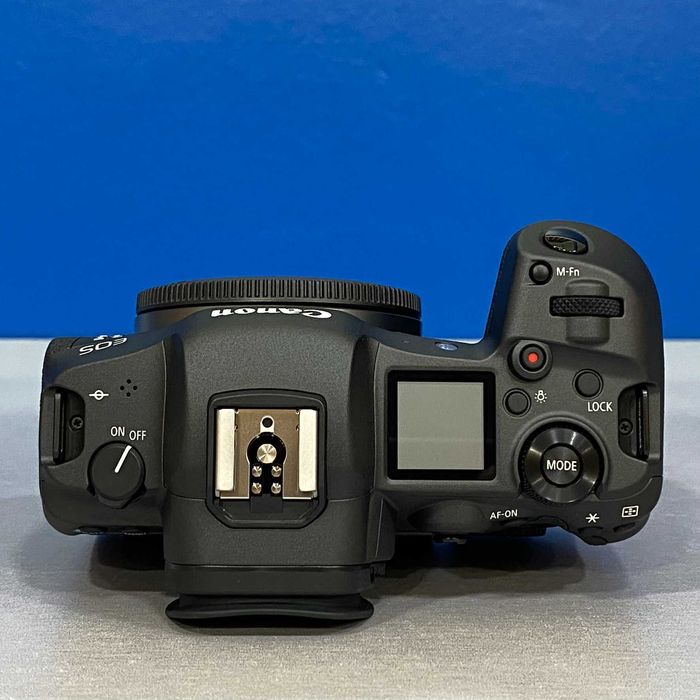 Canon EOS R5 (Corpo) - 45MP - NOVA