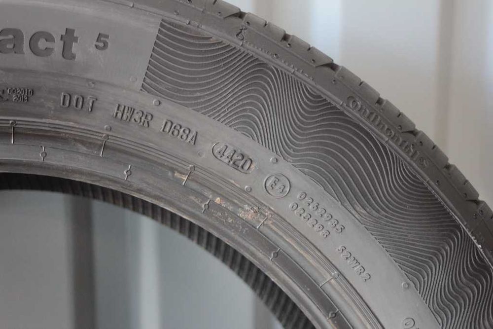 215/55/17 Continental ContiPremiumContact 5 215/55 R17 jak nowa