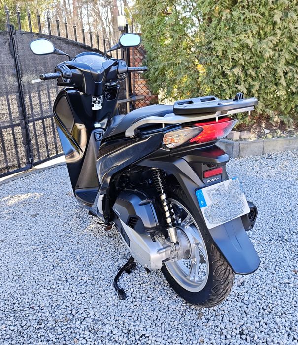 Skuter Honda SH 125cc 2018r 9 tys.km! FULL LED  Keyless Wtrysk 4T!