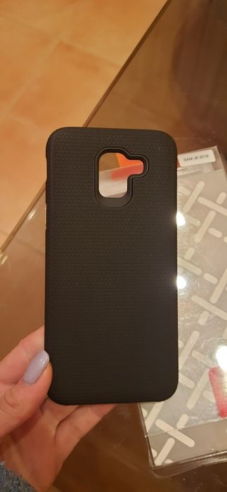 Чехлы на телефон