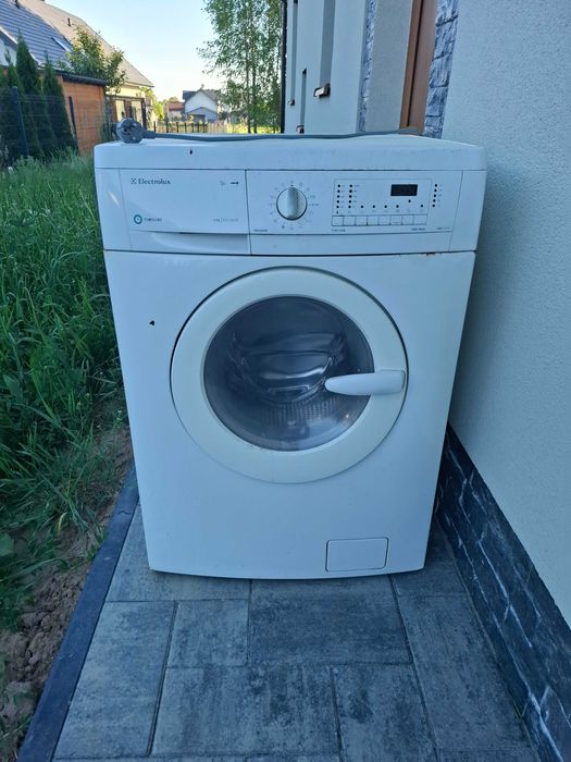 Pralka electrolux 5kg uszkodzona