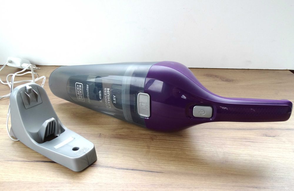 Odkurzacz ręczny Black&Decker NVC115W-QW