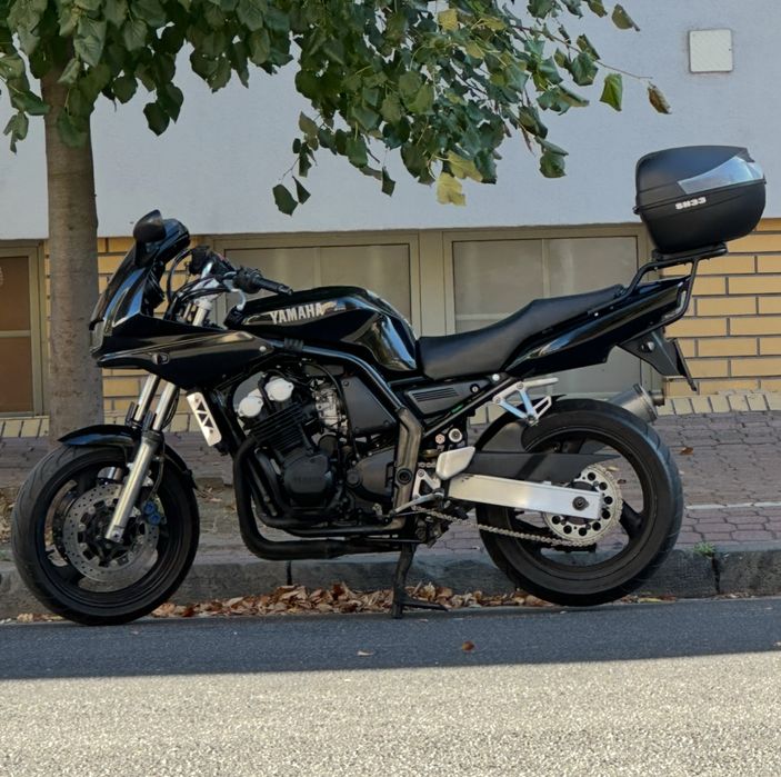 Yamaha FZS Fazer 600