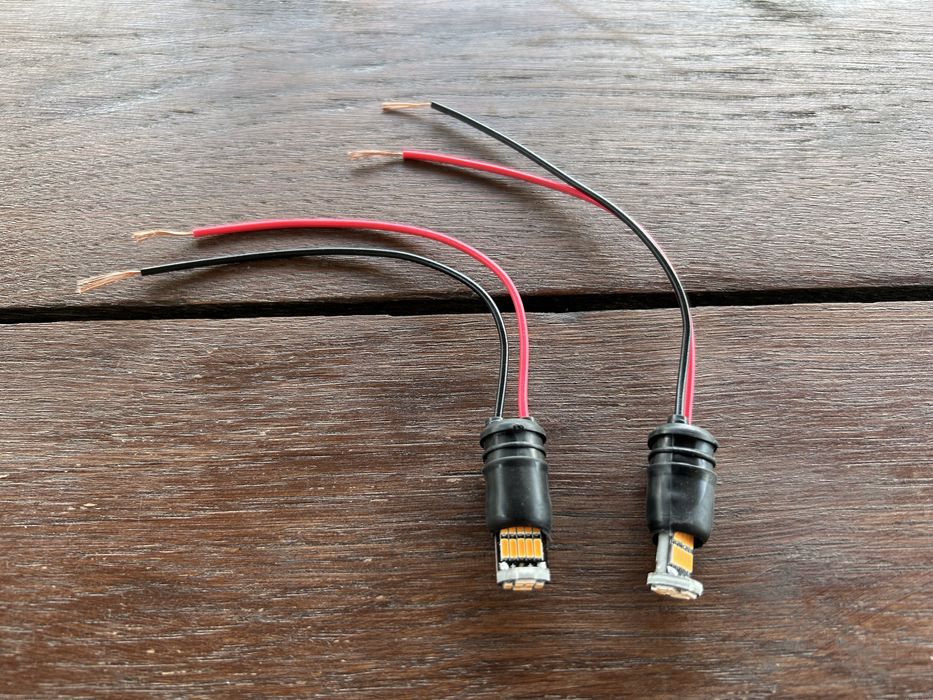 Лампи оранжеві повороти VAG Volkswagen Tiguan USA