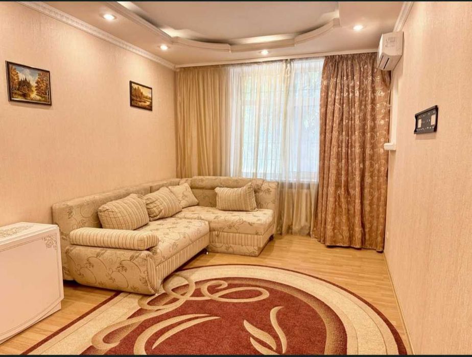 Продам замечательную 3к.кв. с капремонтом на С.Салтовке 5. (405381)