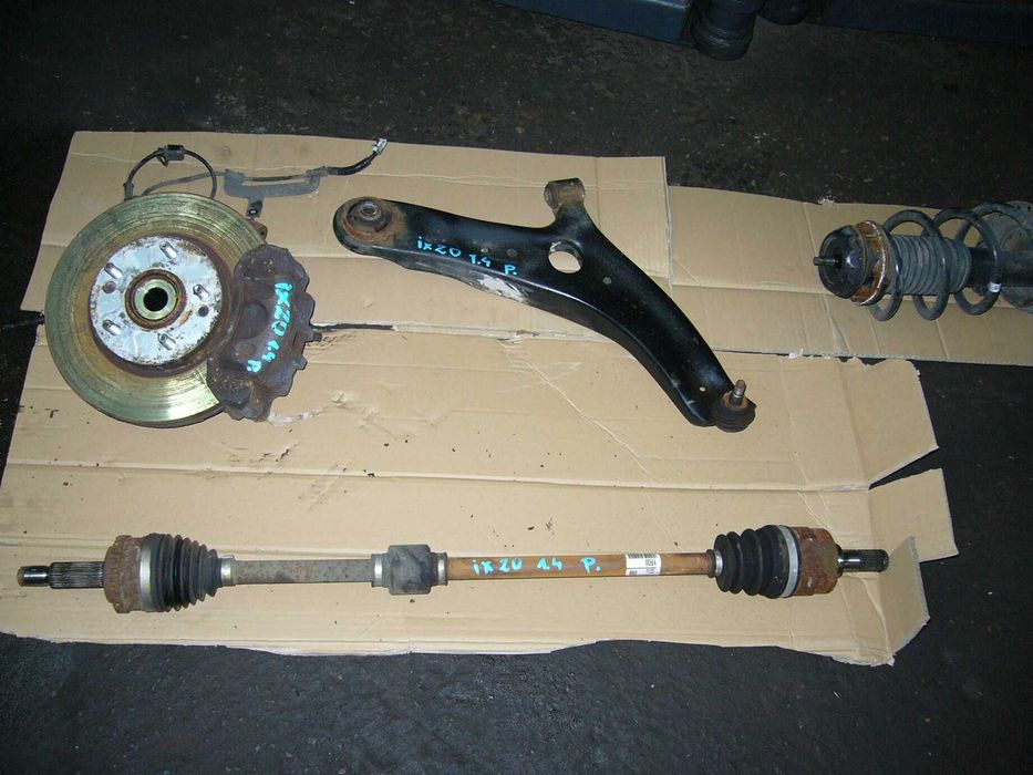 Półoś prawa Hyundai ix20 1.4