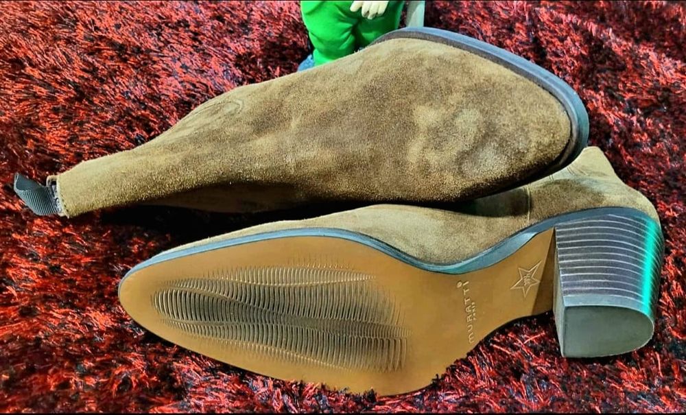 Botas MURATTI. tamanho 38.5 couro. 90€