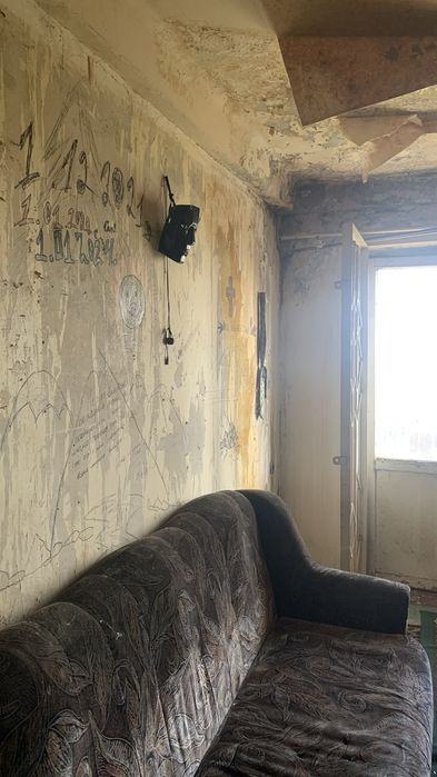 Продам 2 к.кв. под ремонт, ул. Матросова