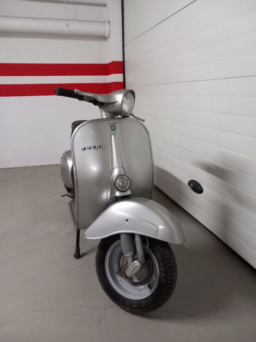 Vespa 50S edição limitada apenas 174km