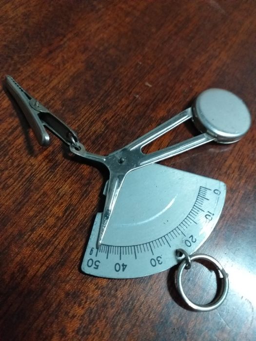 Stara waga jubilerska