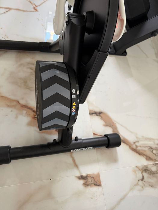 Bicicleta estática Zwift Ride com KICKR CORE 2