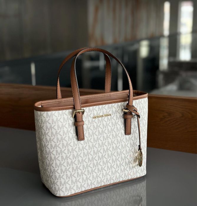 Сумка Michael Kors з ремінцем