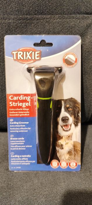 Гребінець-тріммер для собак та котів Trixie для видалення підшерстя