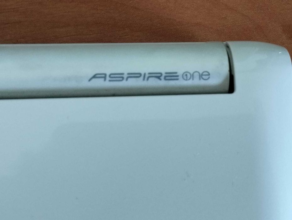 Portátil Acer Aspire One ZG5