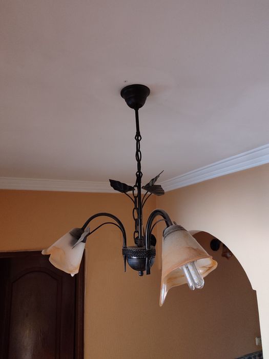 Conj. 1 candeeiro de teto+2 candeeiro de parede