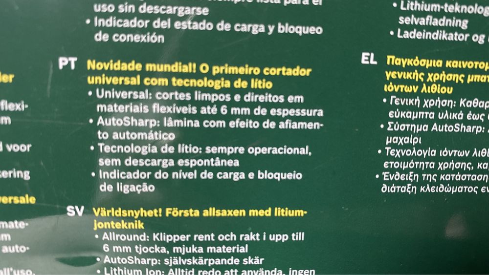 Cortador universal sem fio XEO BOSCH