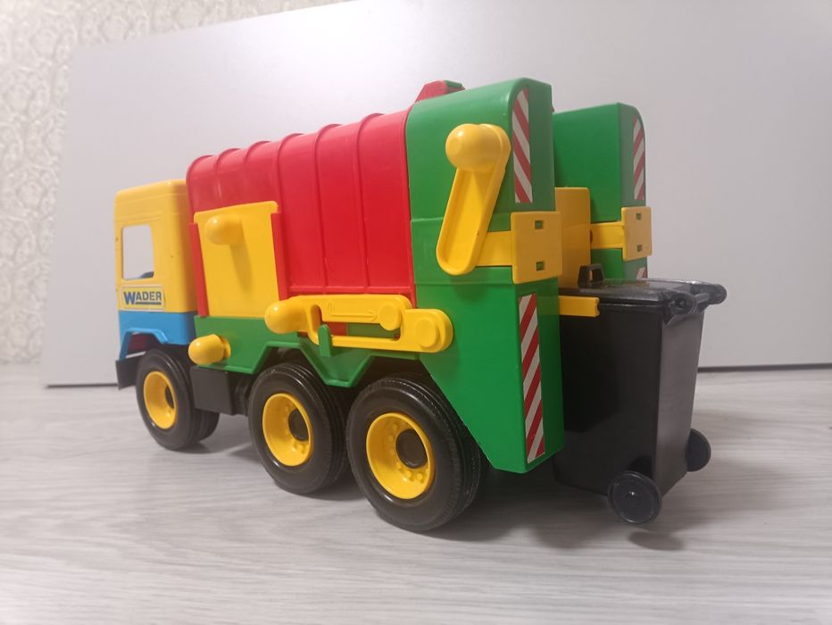 Сміттєвоз Wader Middle truck  39224