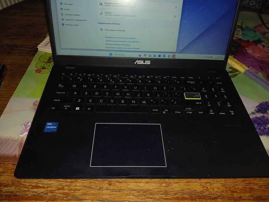 Sprzedam Laptop ASUS