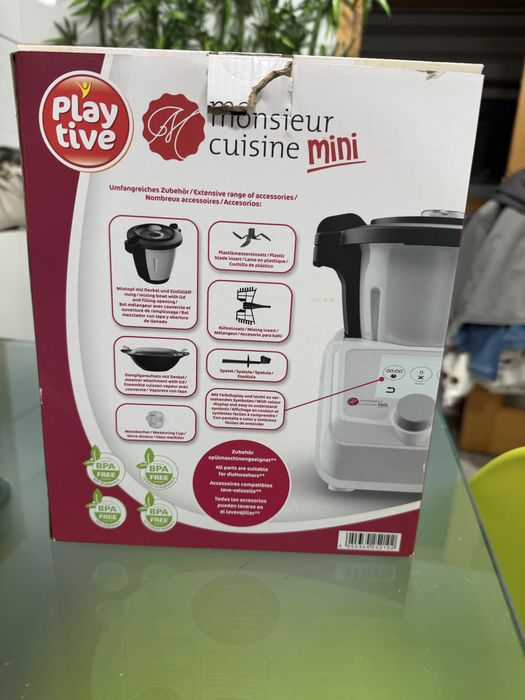 Mini coisine  com caixa