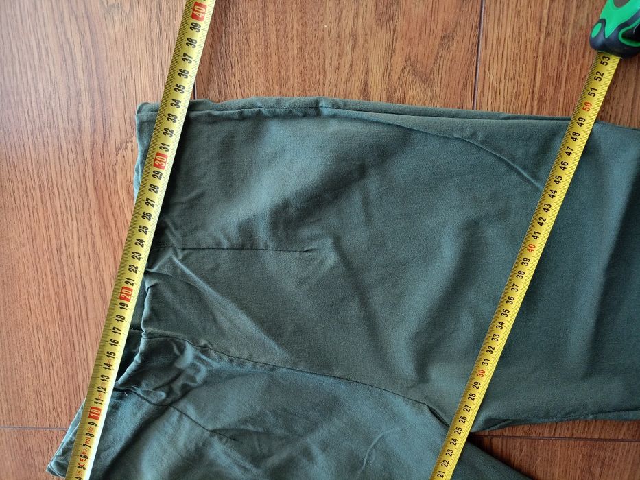 Spodnie materiałowe khaki r. 38/40