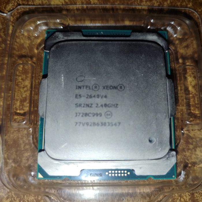 ПроцесорXeon e5-2640 v4