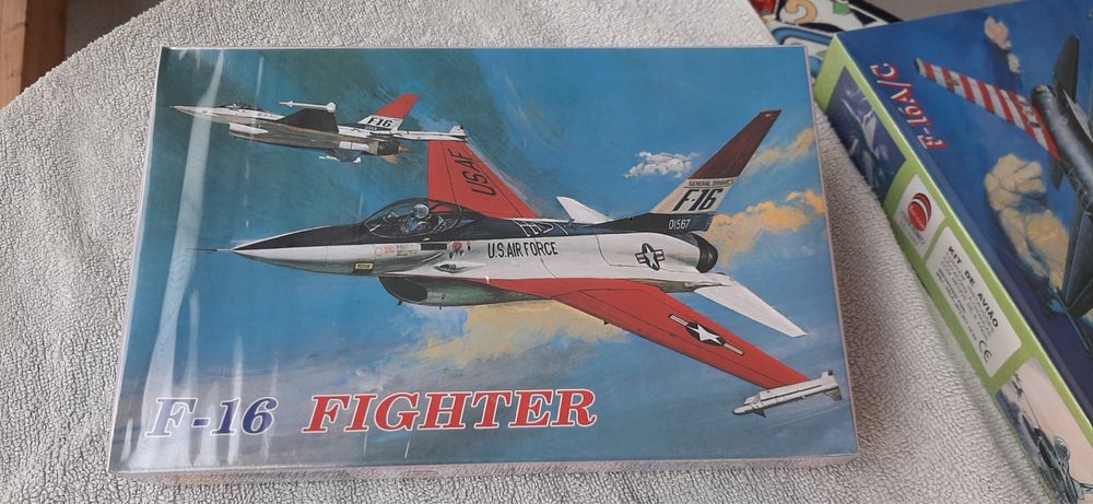 Kit avião para montagem