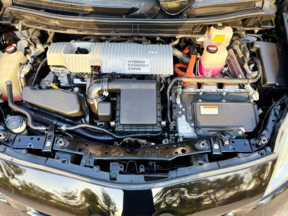 Toyota Prius      2015