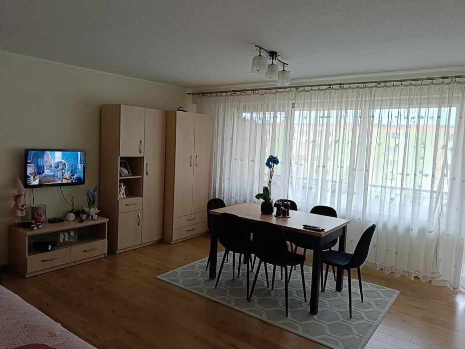 Wynajmę 3 pokojowe mieszkanie po remoncie od 1 września