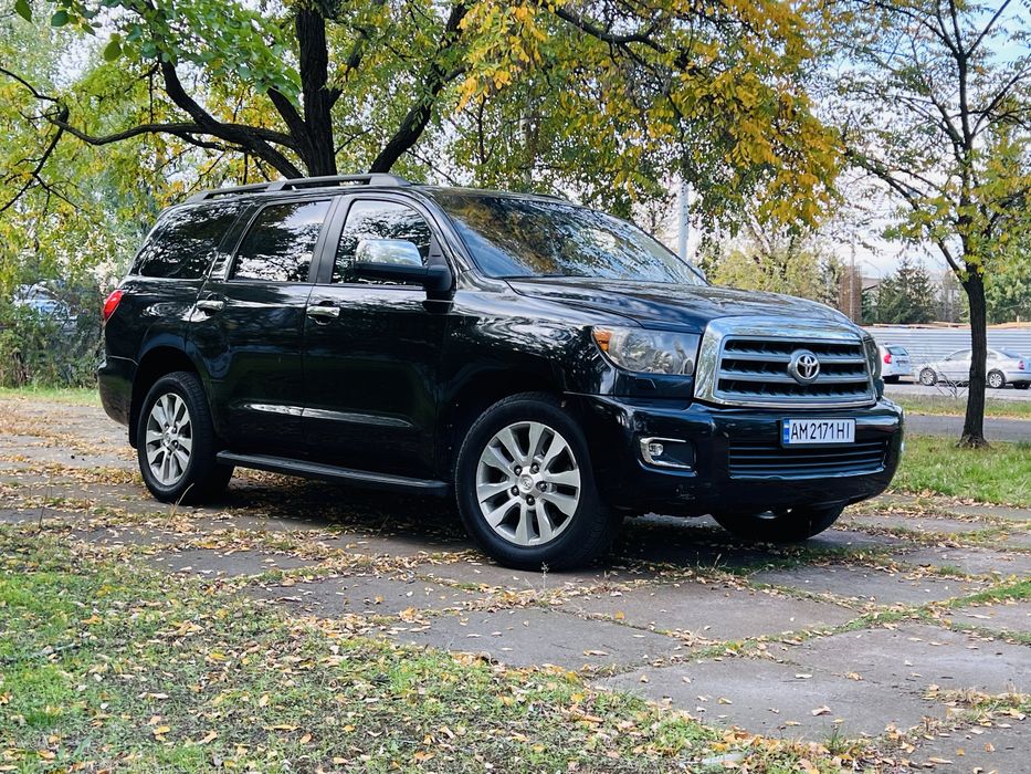 Toyota Sequoia 2014