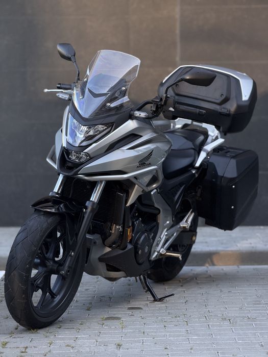 HONDA NC750X DCT / 2024 - 5.000kms!